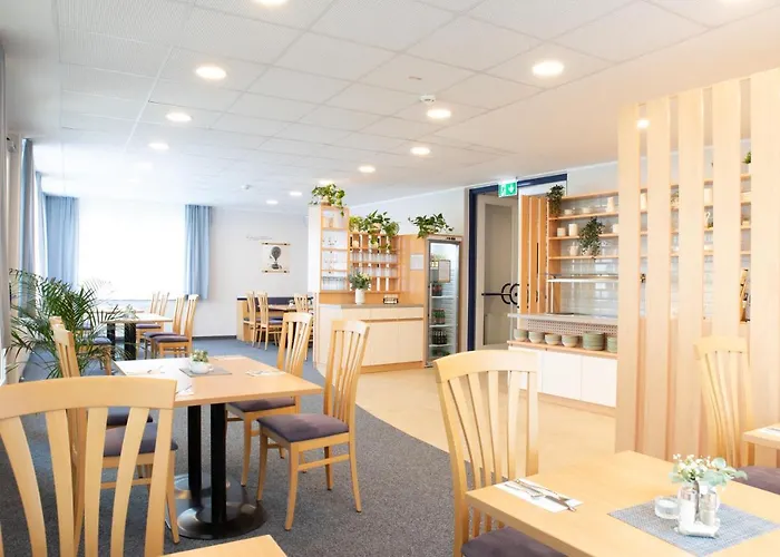 Hotel Jufa Garni Am *