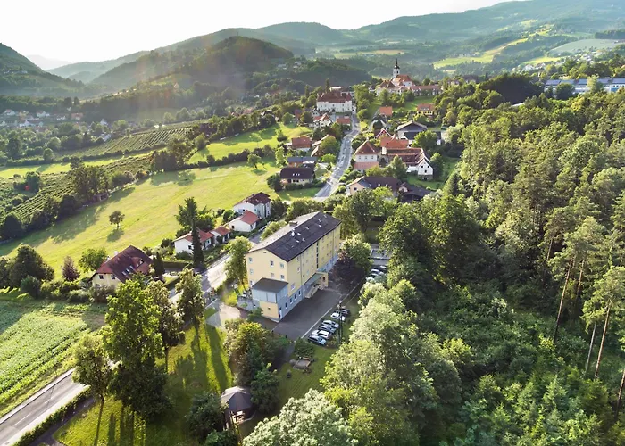 Hotel Jufa Garni Am Stubenberg